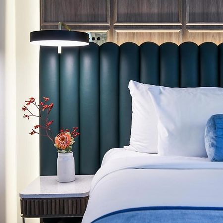 พาวเวอร์เฮาส์ โฮเต็ล แทมเวิร์ท บาย ริดจ์ Hotel แทมเวิร์ธ ภายนอก รูปภาพ A bedroom at the hotel