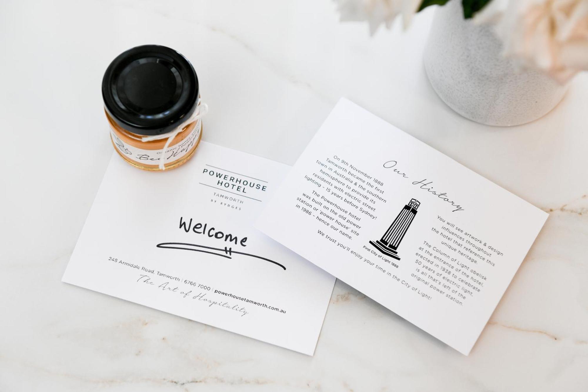 พาวเวอร์เฮาส์ โฮเต็ล แทมเวิร์ท บาย ริดจ์ Hotel แทมเวิร์ธ ภายนอก รูปภาพ Welcome card